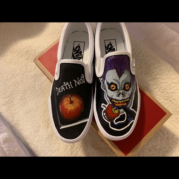 Custom shoes - Picture 1 of 6
